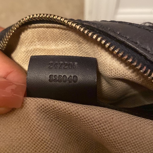 Authentic Gucci purse - Picture 3 of 7